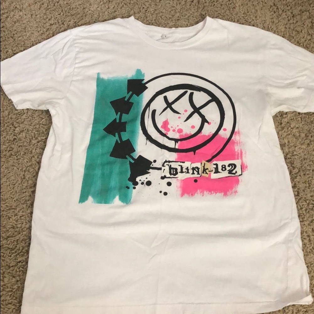 Blink 182 graphic tee